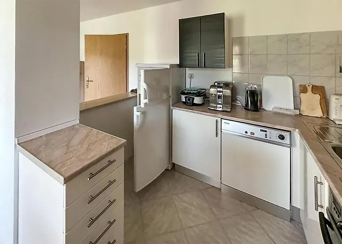 Pet Friendly Apartment In Krsan Appartement Kršan