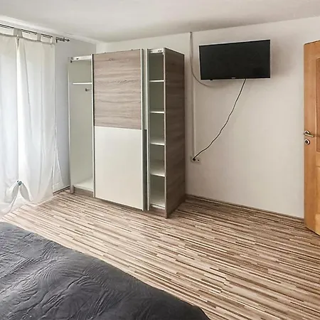 Apartman Amazing Apartment In Krsan With Swimming Pool Kršan