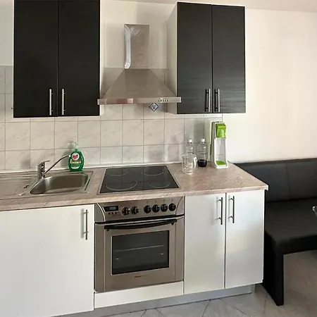 Apartman Amazing Apartment In Krsan With Swimming Pool Kršan